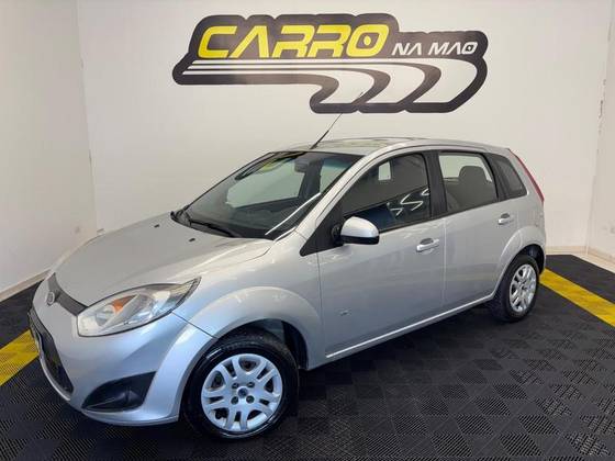 FORD FIESTA 1.0 ROCAM S 8V FLEX 4P MANUAL FORD FIESTA 1.0 ROCAM S 8V FLEX 4P MANUAL